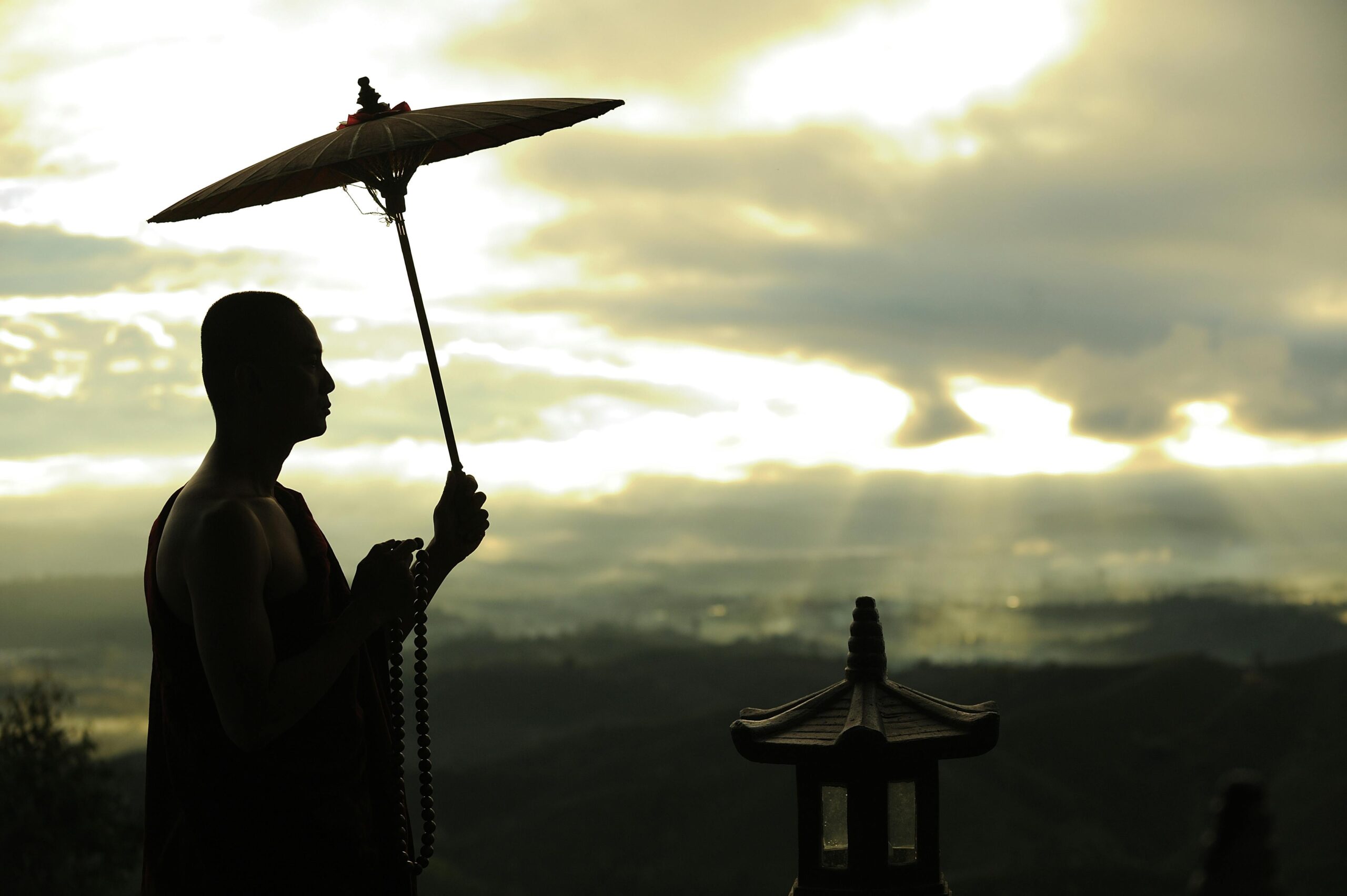 Waking Up Between 3 and 5 AM Spiritual Meaning